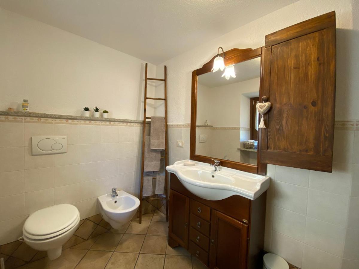 Grenier Du Coeur Appartement Aosta Buitenkant foto
