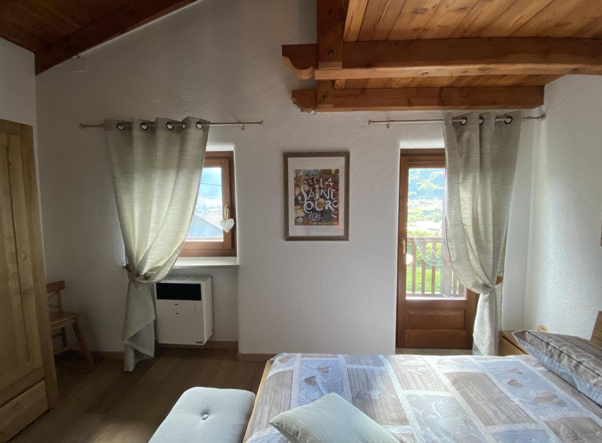 Grenier Du Coeur Appartement Aosta Buitenkant foto