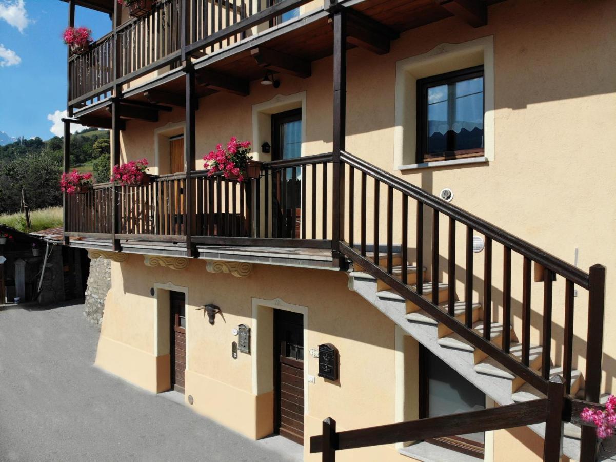 Grenier Du Coeur Appartement Aosta Buitenkant foto