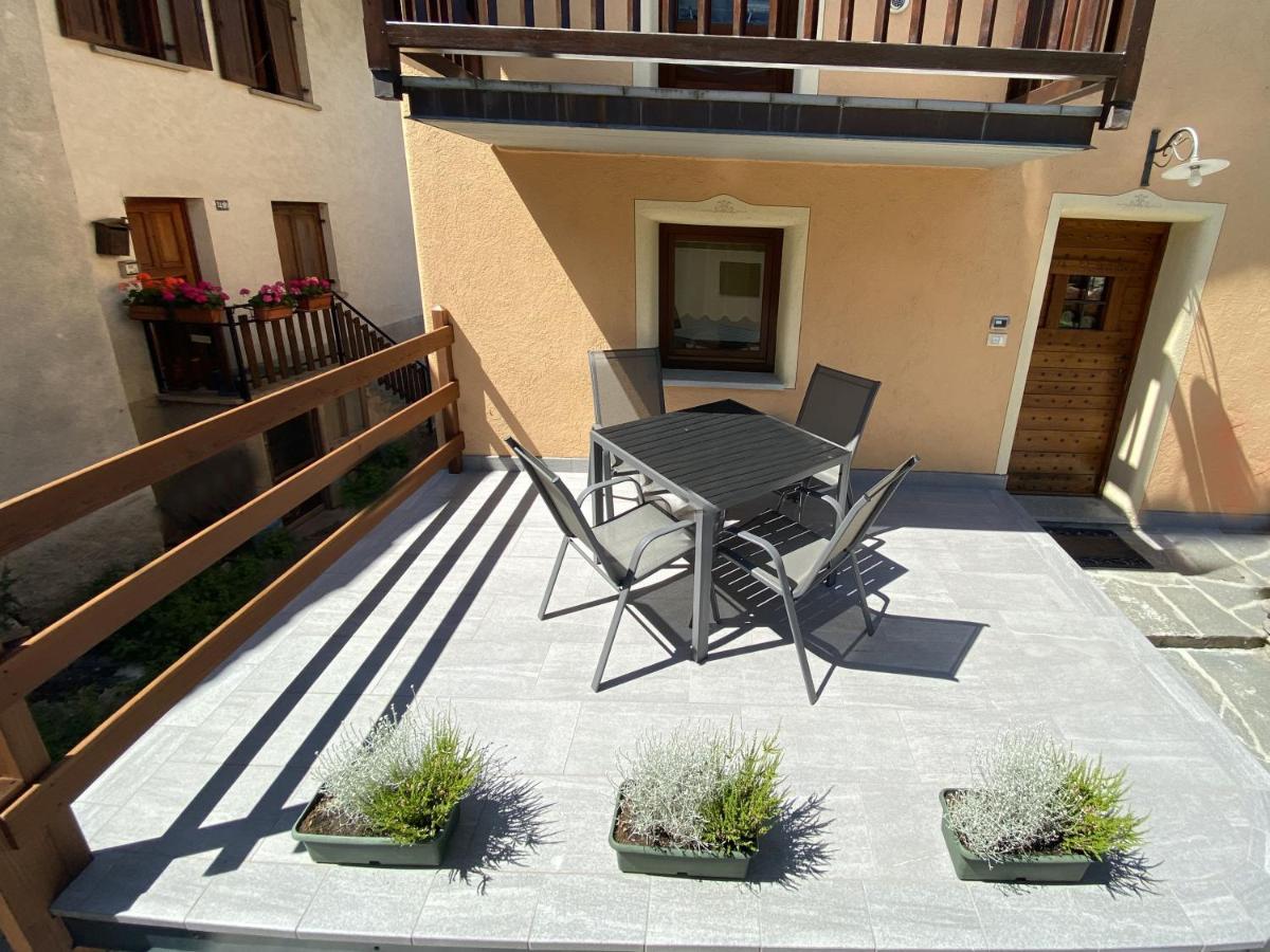 Grenier Du Coeur Appartement Aosta Buitenkant foto